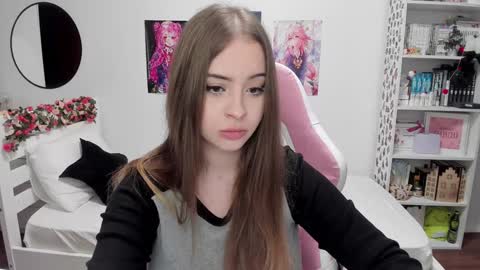 Kira online show from 12-02-24, 10:56