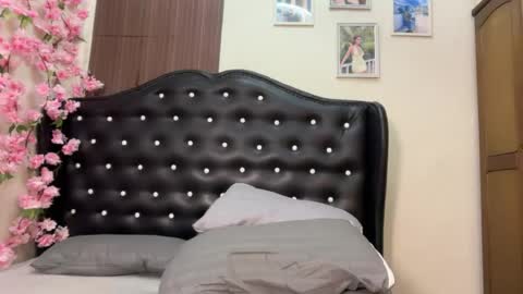 kristine online show from 07-18-26, 06:12
