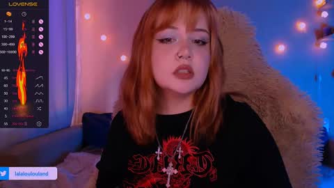 Snapshot of lala_loulou chatting on 03-12-25, 09:55 Nicky online show from 03-12-25, 09:55