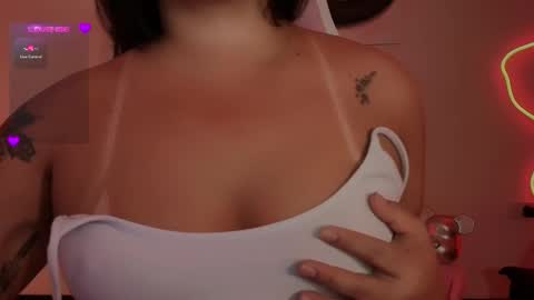 lalablack1_ online show from 10-30-25, 12:23