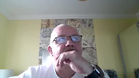 Snapshot of lamabama chatting on 09-19-25, 02:29 lamabama online show from 09-19-25, 02:29