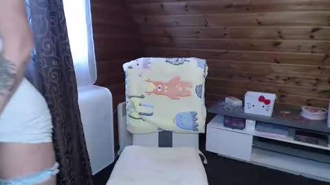 Snapshot of lamadrina006 chatting on 01-19-26, 08:40 LaMadrina006 online show from 01-19-26, 08:40