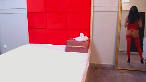 LanaBanner online show from 11-19-25, 06:24