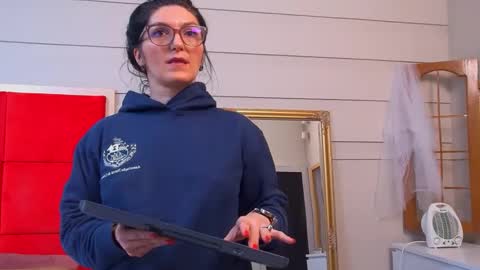 LanaBanner online show from 03-22-26, 05:33