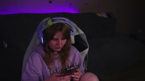 Kay online show from 10-25-25, 08:47