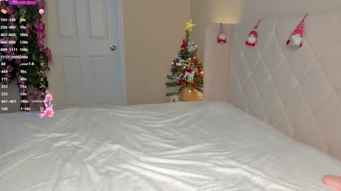 Lana online show from 12-18-24, 07:52