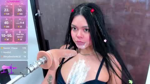 Lana online show from 02-11-25, 06:11