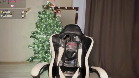 Lana online show from 01-17-25, 12:10