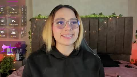 Lana online show from 03-29-26, 04:34