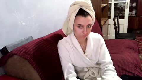 Lana online show from 11-17-25, 08:42