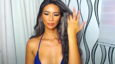 Snapshot of lanadel_hilton chatting on 01-08-25, 07:55 Lana online show from 01-08-25, 07:55