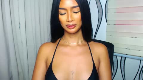 Snapshot of lanadel_hilton chatting on 01-19-25, 11:10 Lana online show from 01-19-25, 11:10