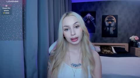 Lana online show from 01-16-26, 03:10