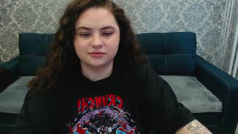Snapshot of lanaroub chatting on 05-19-26, 03:24 LanaRoub online show from 05-19-26, 03:24