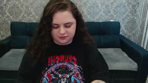 Snapshot of lanaroub chatting on 05-20-26, 03:24 LanaRoub online show from 05-20-26, 03:24