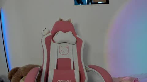 Lana  online show from 01-16-25, 03:24