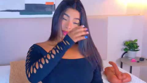 Lana online show from 03-12-26, 11:33