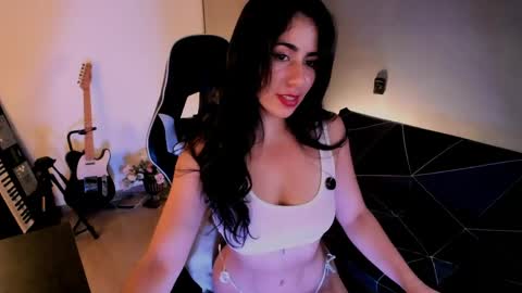 Lana online show from 04-18-26, 12:14