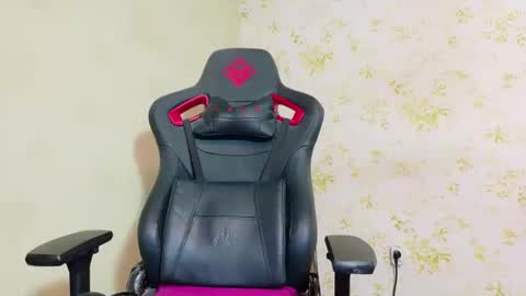 Snapshot of lanasweet9 chatting on 12-25-24, 05:47 Lana online show from 12-25-24, 05:47