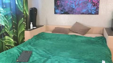 LanaviSmith online show from 02-17-26, 06:21