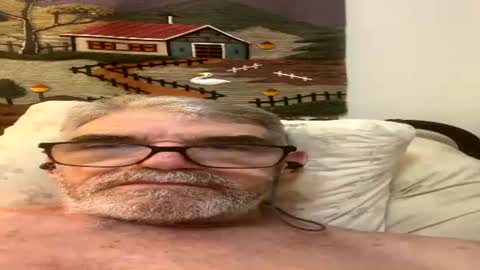 Snapshot of lance989477 chatting on 07-29-26, 10:13 lance989477 online show from 07-29-26, 10:13