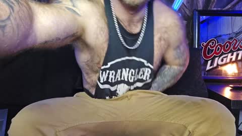 Snapshot of lancehardwood222 chatting on 01-14-25, 01:15 LANCE online show from 01-14-25, 01:15