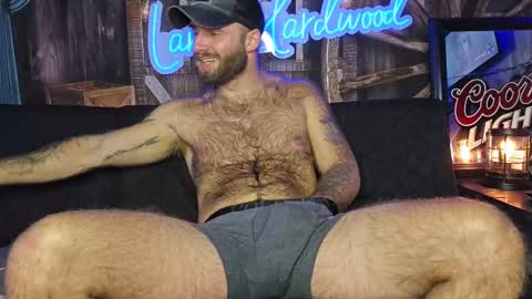 Snapshot of lancehardwood222 chatting on 09-13-25, 12:43 LANCE online show from 09-13-25, 12:43