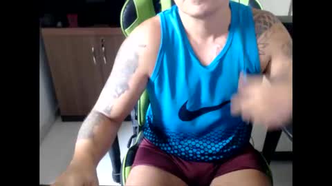 Snapshot of landaw chatting on 05-25-26, 11:49 Landaw online show from 05-25-26, 11:49