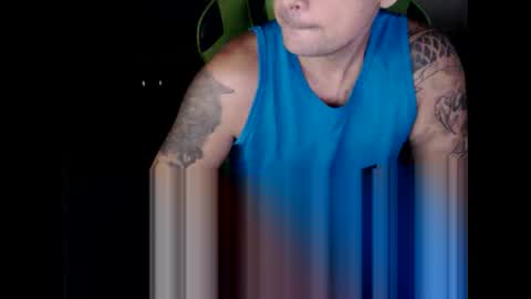 Snapshot of landaw chatting on 05-26-26, 10:33 Landaw online show from 05-26-26, 10:33