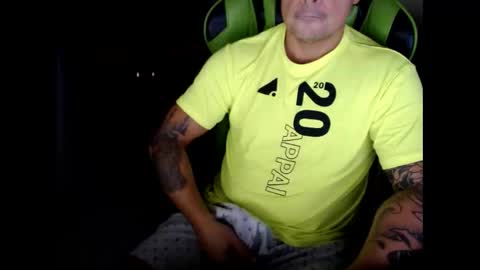 Snapshot of landaw chatting on 05-27-26, 11:29 Landaw online show from 05-27-26, 11:29