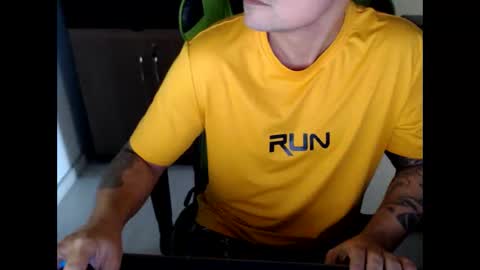 Snapshot of landaw chatting on 06-08-26, 03:01 Landaw online show from 06-08-26, 03:01