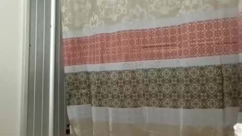 Snapshot of landon320972 chatting on 12-01-25, 12:15 landon320972 online show from 12-01-25, 12:15