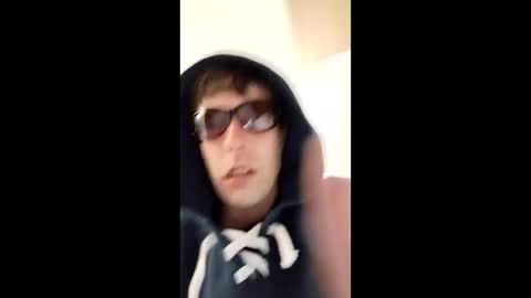 Snapshot of langederek2 chatting on 03-12-26, 02:50 langederek2 online show from 03-12-26, 02:50