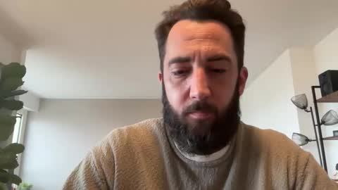 Snapshot of lanimalr chatting on 10-20-25, 08:15 Lanimal online show from 10-20-25, 08:15