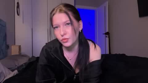 Sarah online show from 03-07-26, 04:59