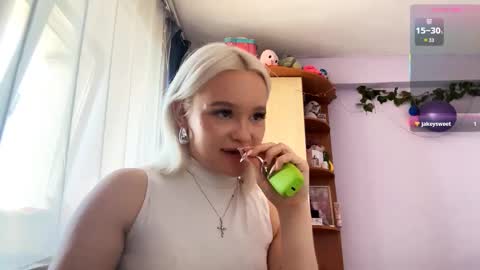 Alice online show from 09-09-25, 04:01