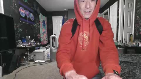 Snapshot of lankyasain23 chatting on 02-25-25, 02:36 LankyOne online show from 02-25-25, 02:36