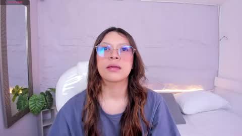 Lanna online show from 05-16-26, 11:31