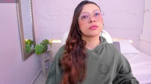 Lanna online show from 07-25-26, 11:41