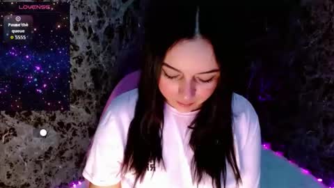 Snapshot of lanna_belle28 chatting on 03-18-26, 01:58 Lanna online show from 03-18-26, 01:58