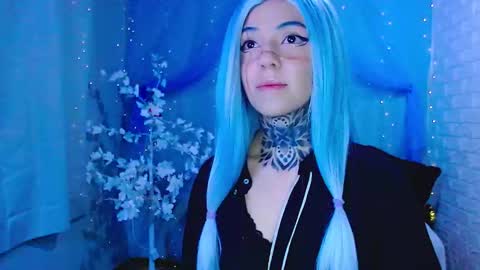 LANNIE   online show from 11-15-25, 05:27