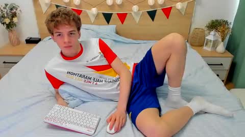 Fandi online show from 03-11-25, 07:04