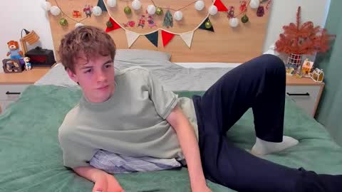 Fandi online show from 12-23-25, 11:08