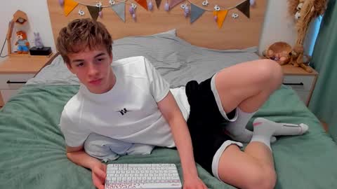 Fandi online show from 03-03-26, 10:54