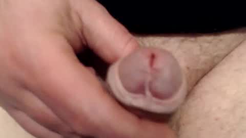 Snapshot of lansing77 chatting on 10-27-25, 04:16 lansing77 online show from 10-27-25, 04:16