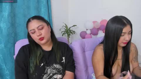 lapeligrosa_ online show from 12-19-25, 12:12