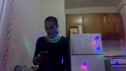 Snapshot of lapuzzycat201923 chatting on 01-16-25, 10:10 Lapuzzycat201923 online show from 01-16-25, 10:10