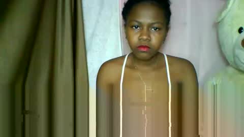 Snapshot of lara_belle chatting on 05-12-26, 07:38 lara_belle online show from 05-12-26, 07:38