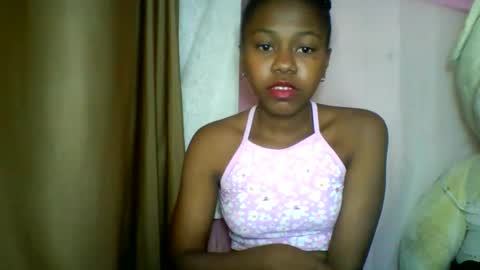 Snapshot of lara_belle chatting on 05-20-26, 02:29 lara_belle online show from 05-20-26, 02:29