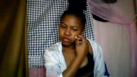 lara_belle online show from 07-15-26, 11:37